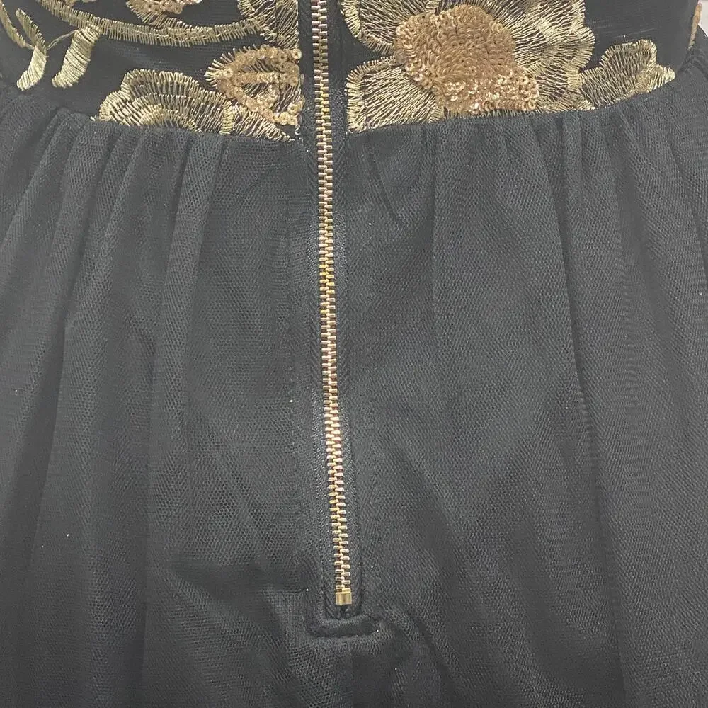 MEDIUM Soieblu Embroidered Little Black Prom Dress - Picture 7 of 11